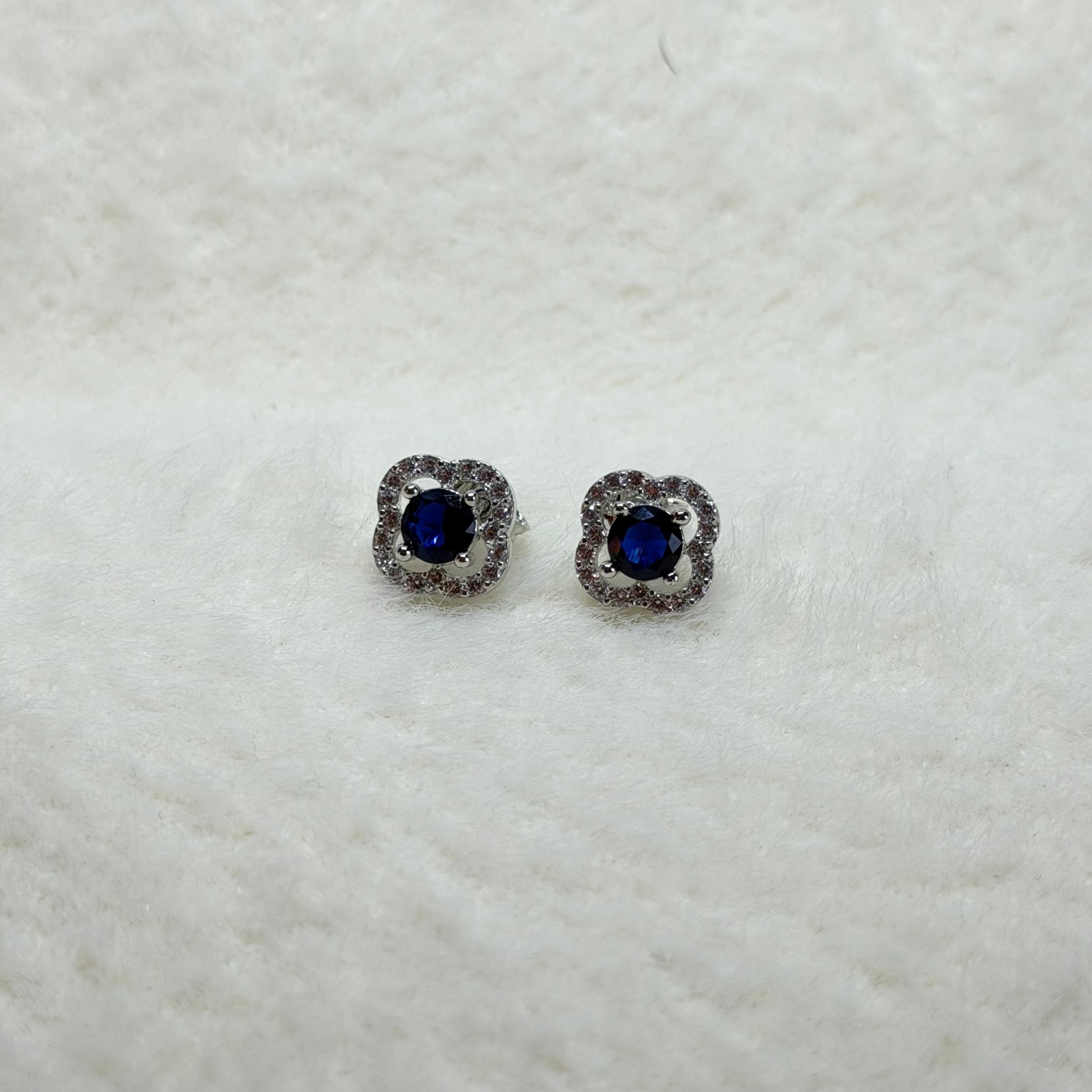 Konmer 925 Silver Earrings